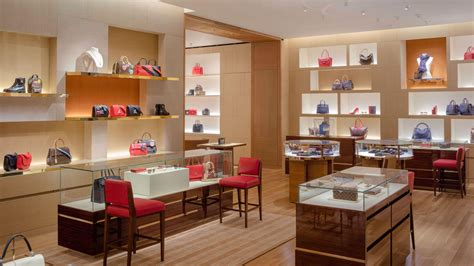 louis vuitton miami saks